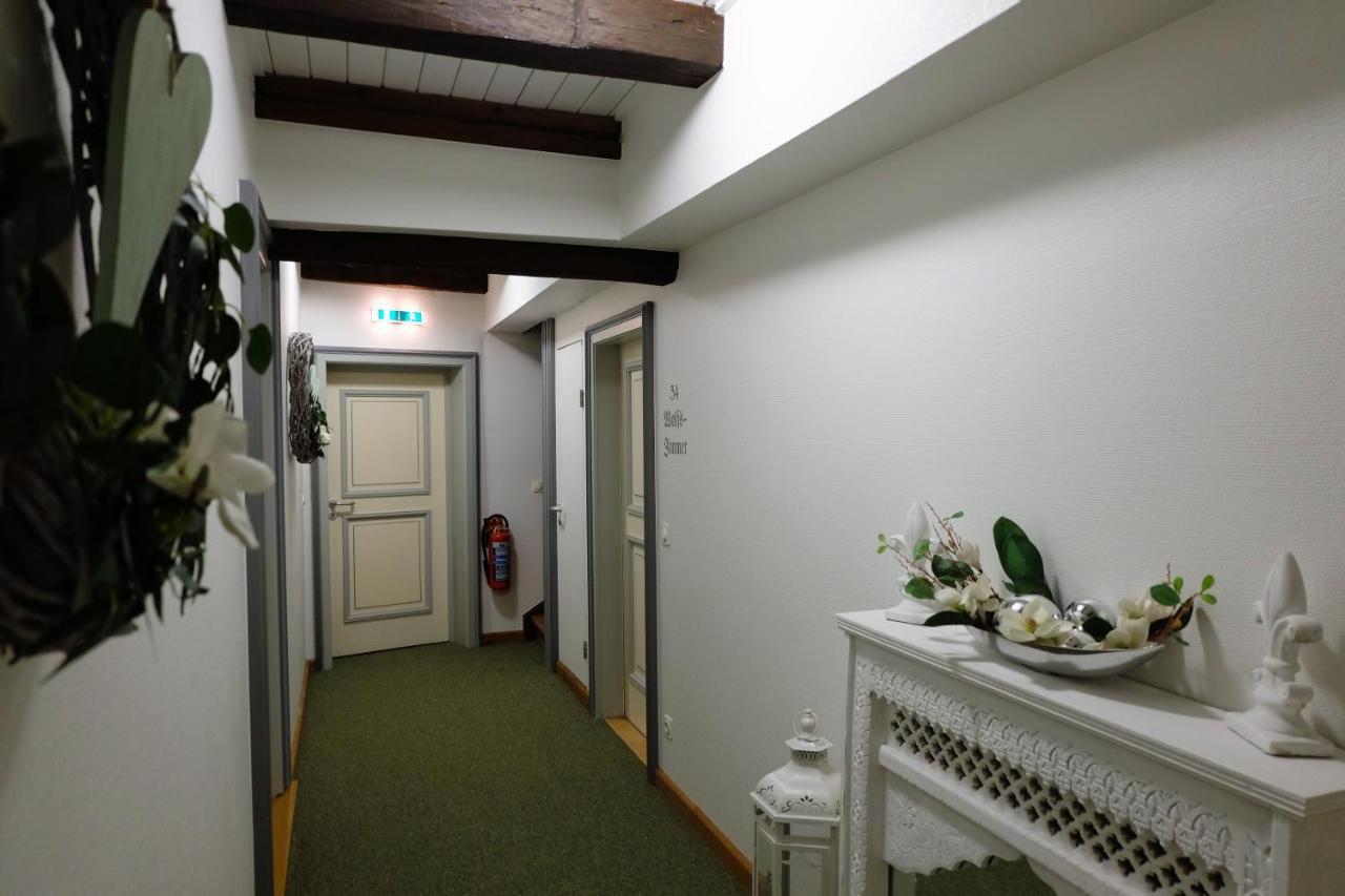 Altes Rathaus Hotel-Restaurant-Cafe Wolfhagen Εξωτερικό φωτογραφία